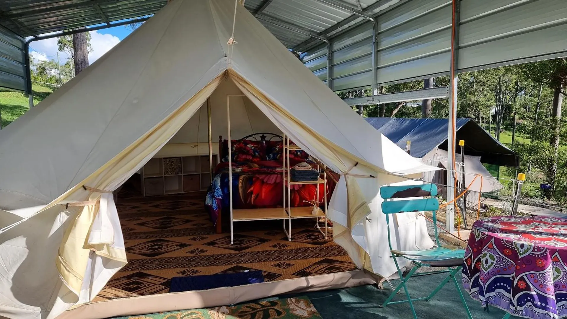 Linga Longa Spiritual Glamping Retreat Hotel Curra Australia